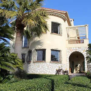  Bed & Breakfast Calliste