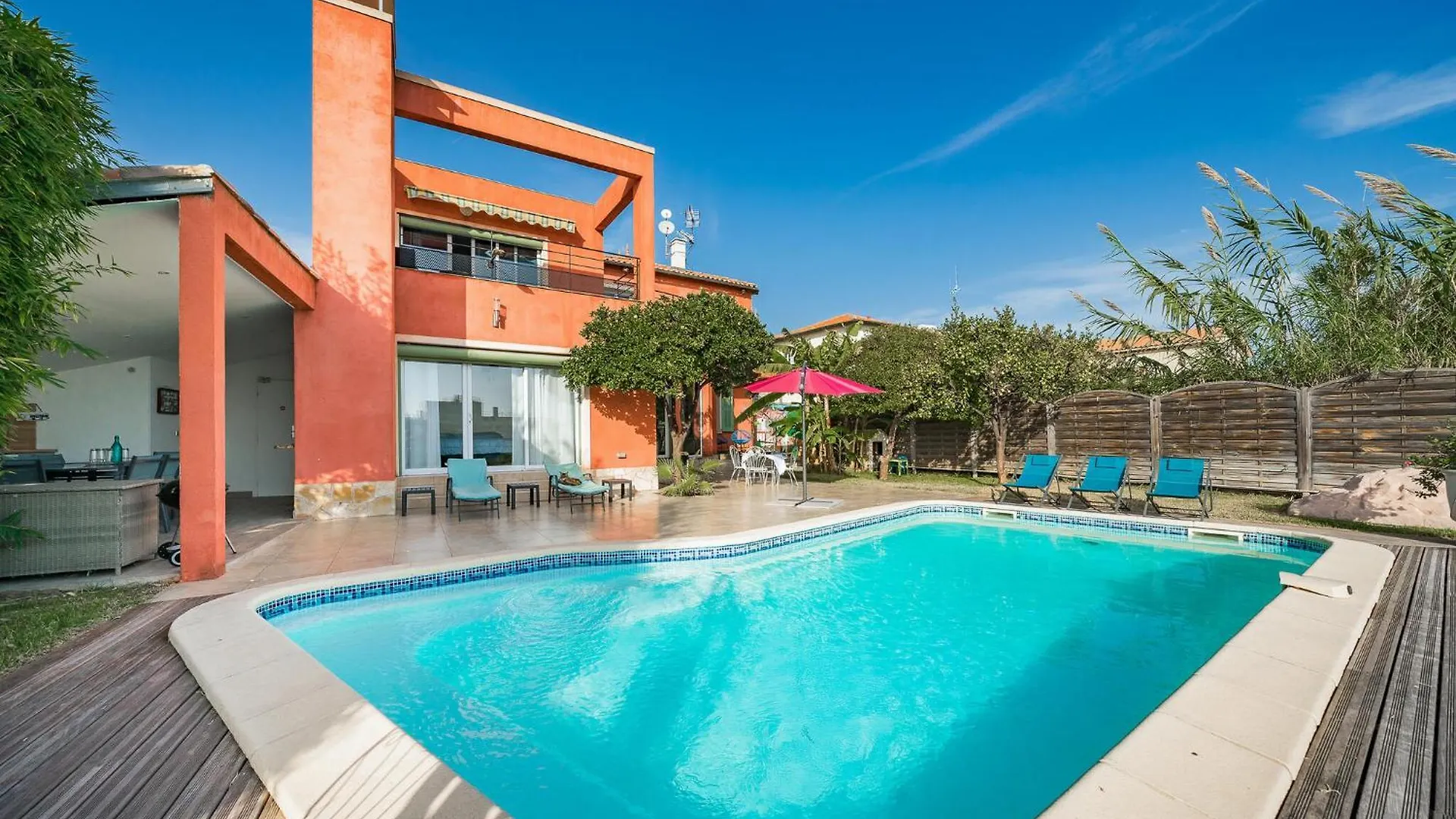 Holiday home 6 Bedroom Lovely Home In Saint-Laurent-Du-Var