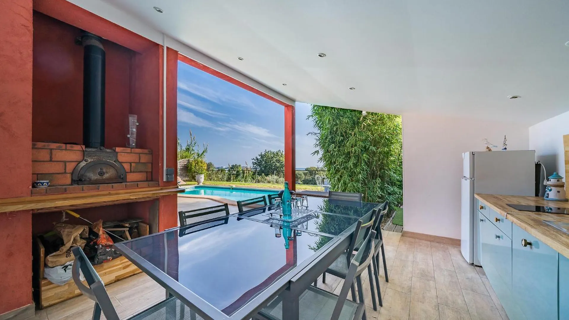 6 Bedroom Lovely Home In Saint-Laurent-Du-Var France